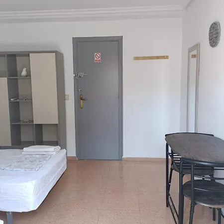 56-habitacion Del Piso Homestay *